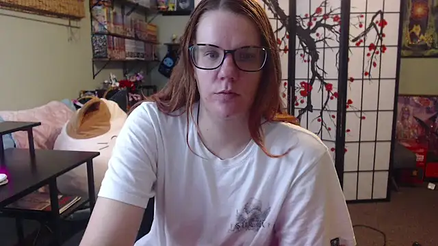 Sarahtineke online show from 05/30/26, 03:50