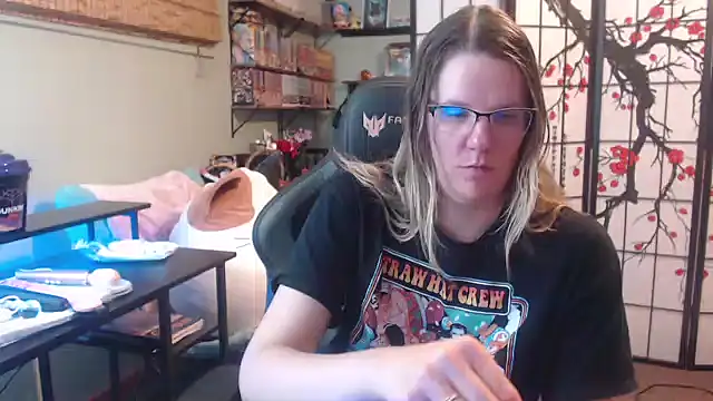 Snapshot of Sarahtineke chatting on 03/02/26, 12:22 Sarahtineke online show from 03/02/26, 12:22