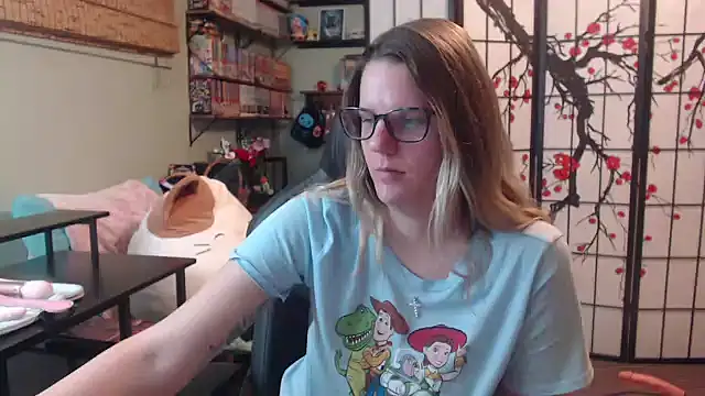 Sarahtineke online show from 03/16/26, 03:37