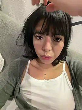 NicolRoss  online show from 04/07/26, 11:06