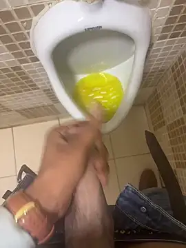 hitlar1026 online show from 04/10/26, 07:48