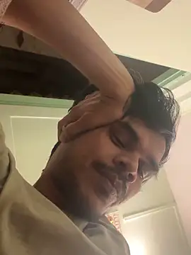 hitlar1026 online show from 12/21/25, 12:24