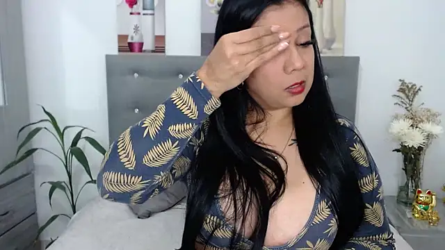 titsbiglovers online show from 02/23/25, 04:24