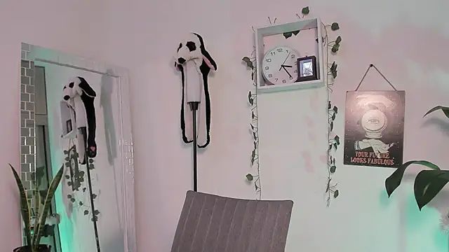 Emperatriiz online show from 02/04/25, 08:28