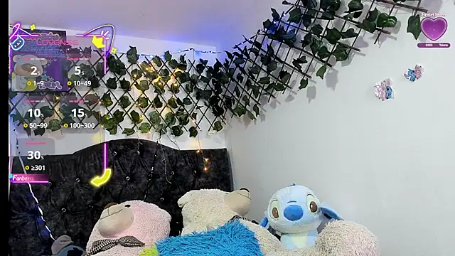 PaulinaSwan online show from 12/05/25, 07:40