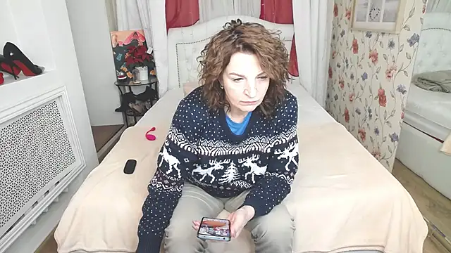 AmiHotGranny online show from 02/13/26, 06:46