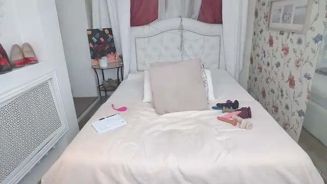 AmiHotGranny online show from 09/23/25, 01:07