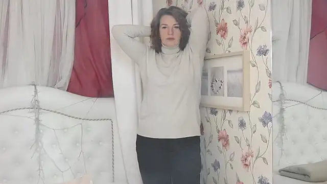 AmiHotGranny online show from 09/21/25, 01:16