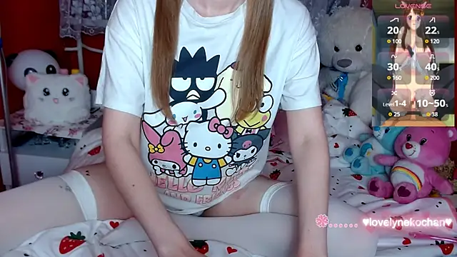 Snapshot of lovely_nekochan chatting on 09/15/25, 12:33 lovely nekochan online show from 09/15/25, 12:33