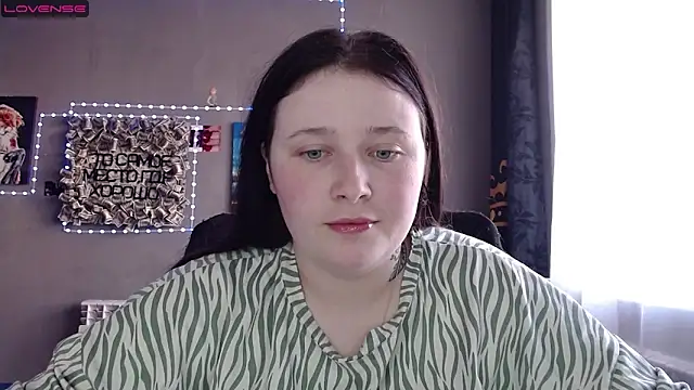 Snapshot of Light_Luna chatting on 05/08/26, 11:25 Light Luna online show from 05/08/26, 11:25