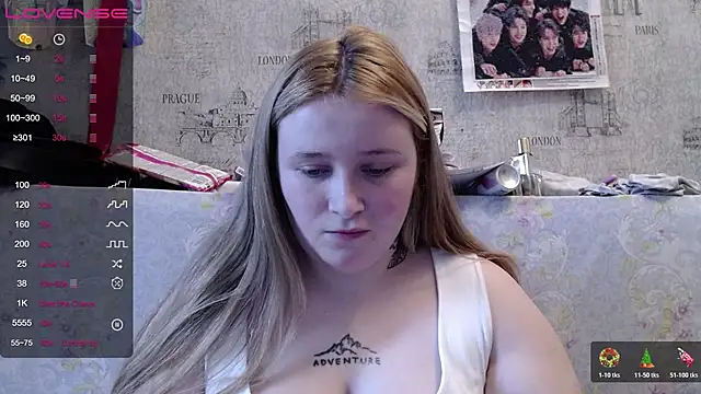 Light Luna online show from 11/12/25, 07:12