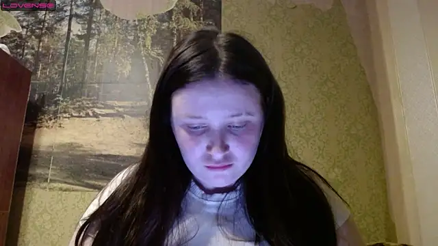 Snapshot of Light_Luna chatting on 05/20/26, 03:53 Light Luna online show from 05/20/26, 03:53