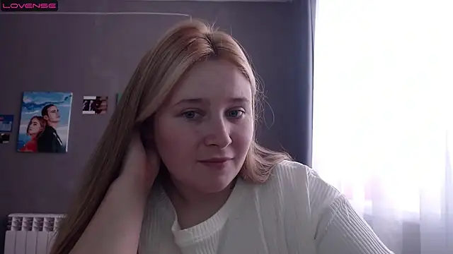 Light Luna online show from 11/05/25, 07:11