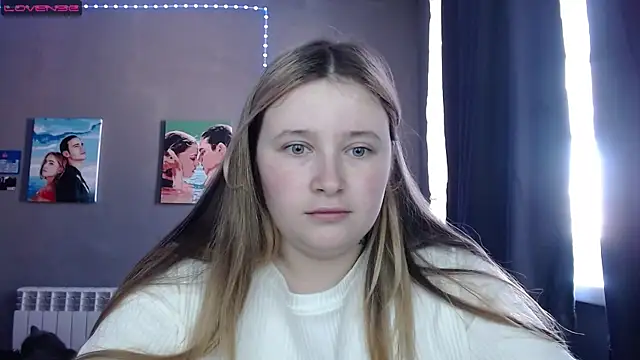 Light Luna online show from 10/12/25, 07:54