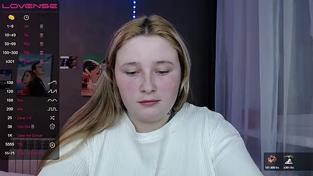 Light Luna online show from 11/13/25, 03:16