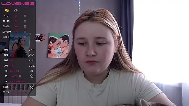 Light Luna online show from 11/15/25, 08:51