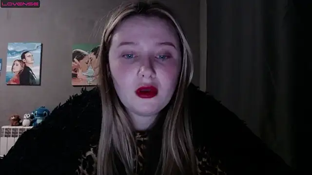 Light Luna online show from 09/13/25, 02:17