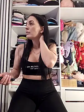 AnaFoxxy online show from 03/17/26, 08:50