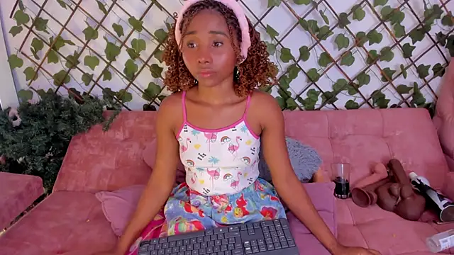 kimmysantoo online show from 10/13/25, 04:58