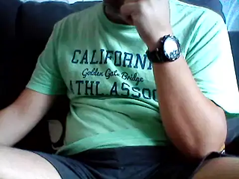 Snapshot of daky_86 chatting on 09/24/25, 03:29 daky 86 online show from 09/24/25, 03:29