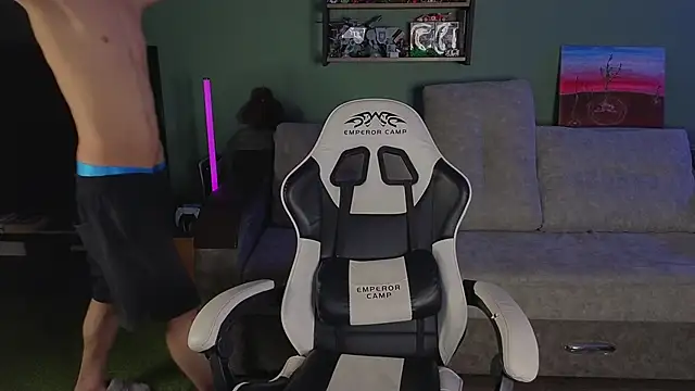 TeddyLiLboy online show from 04/07/26, 07:59