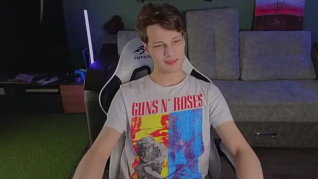 TeddyLiLboy online show from 03/22/26, 06:20