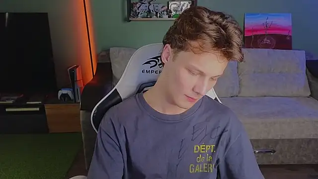 TeddyLiLboy online show from 11/26/25, 05:57