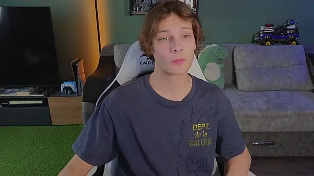 TeddyLiLboy online show from 10/25/25, 11:31