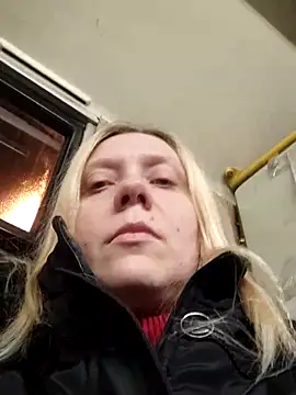 LeraSweet online show from 12/18/25, 04:44