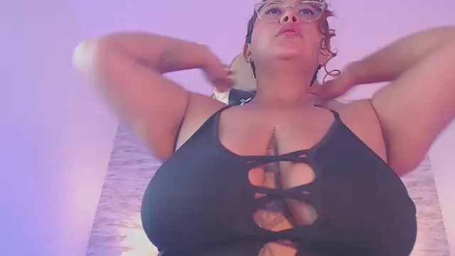 IsabellMendez  online show from 01/27/25, 09:00