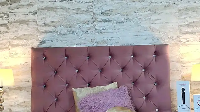 IsabellMendez  online show from 02/19/25, 11:14