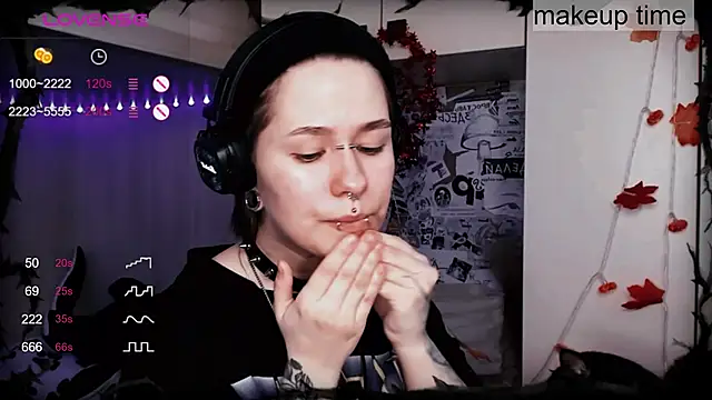 Snapshot of say_mary chatting on 02/15/25, 10:44 say mary online show from 02/15/25, 10:44