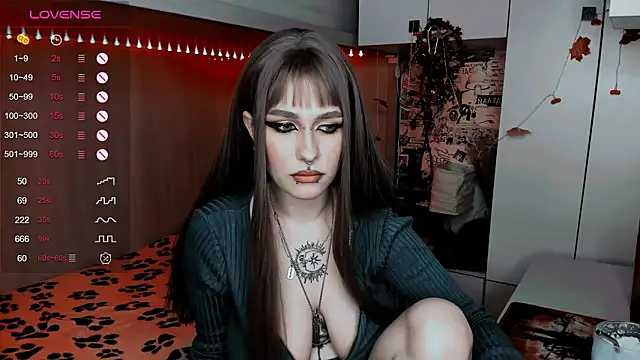 Snapshot of say_mary chatting on 02/25/25, 05:30 say mary online show from 02/25/25, 05:30