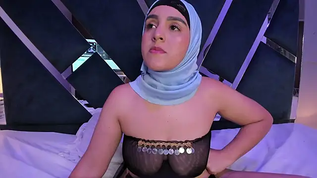 Nahid Jaziri1 online show from 11/18/25, 08:12