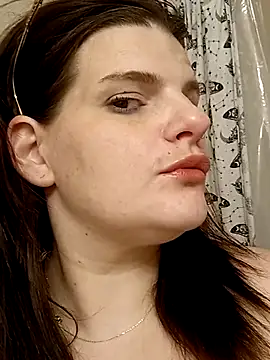 BeckiTooSweet online show from 12/20/25, 10:29