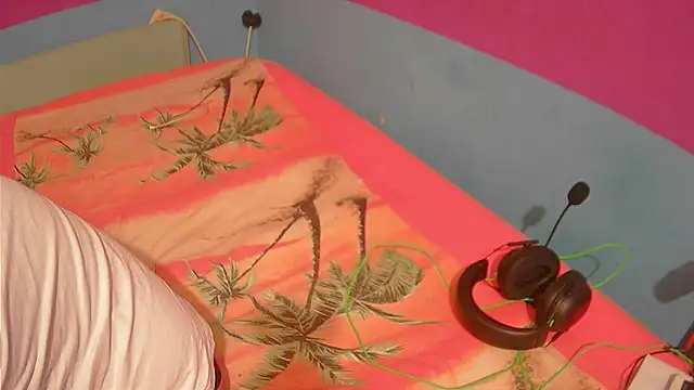 Snapshot of Markxen_cam chatting on 06/13/26, 10:08 Markxen cam online show from 06/13/26, 10:08
