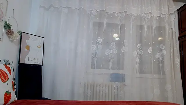 Catlady333 online show from 09/19/25, 05:39