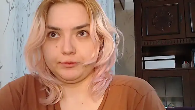 Catlady333 online show from 09/10/25, 09:58