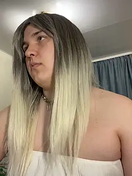 EvaMiron online show from 03/13/26, 03:17