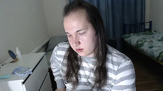 EvaMiron online show from 12/04/25, 02:21