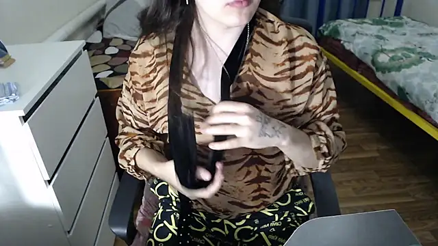 EvaMiron online show from 09/15/25, 02:28