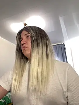 EvaMiron online show from 03/30/26, 09:33