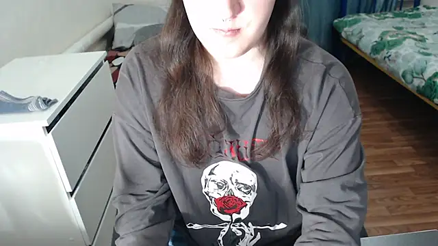 Snapshot of EvaMiron chatting on 01/16/26, 04:16 EvaMiron online show from 01/16/26, 04:16