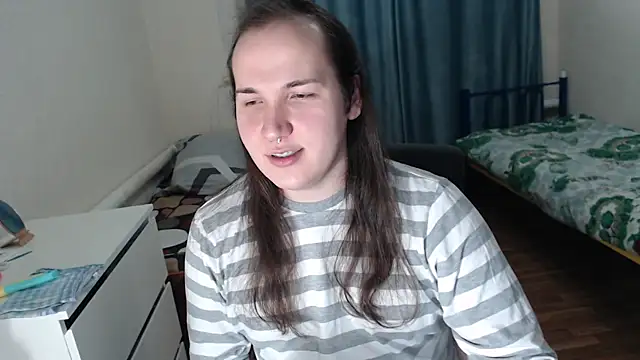 EvaMiron online show from 12/18/25, 03:16