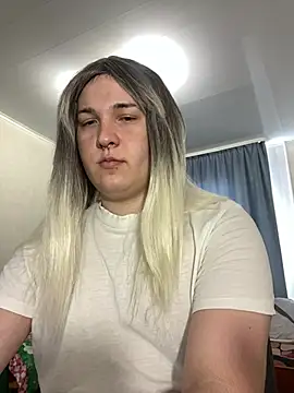 EvaMiron online show from 03/25/26, 09:19