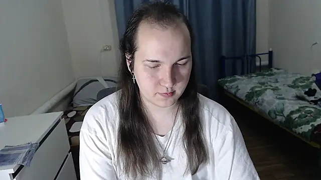 Snapshot of EvaMiron chatting on 01/09/26, 12:06 EvaMiron online show from 01/09/26, 12:06