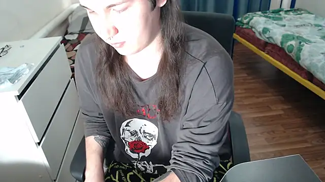 EvaMiron online show from 10/03/25, 12:28