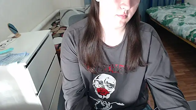 EvaMiron online show from 12/03/25, 02:16