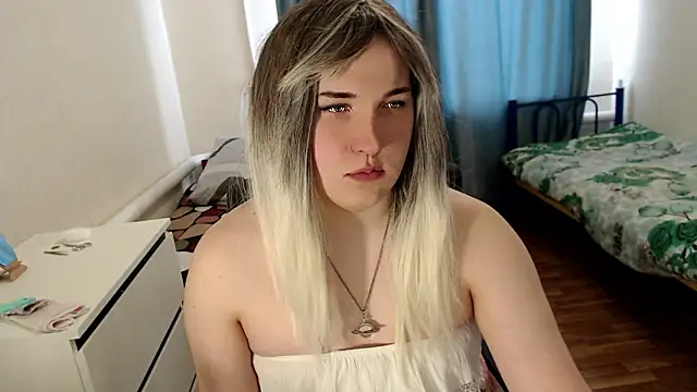 EvaMiron online show from 03/04/26, 10:12