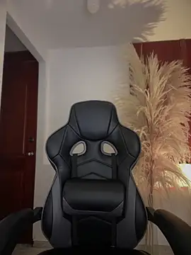 gretta kler1 online show from 10/29/25, 10:09